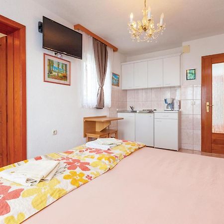Stunning Apartment In Crikvenica With Wifi Екстериор снимка
