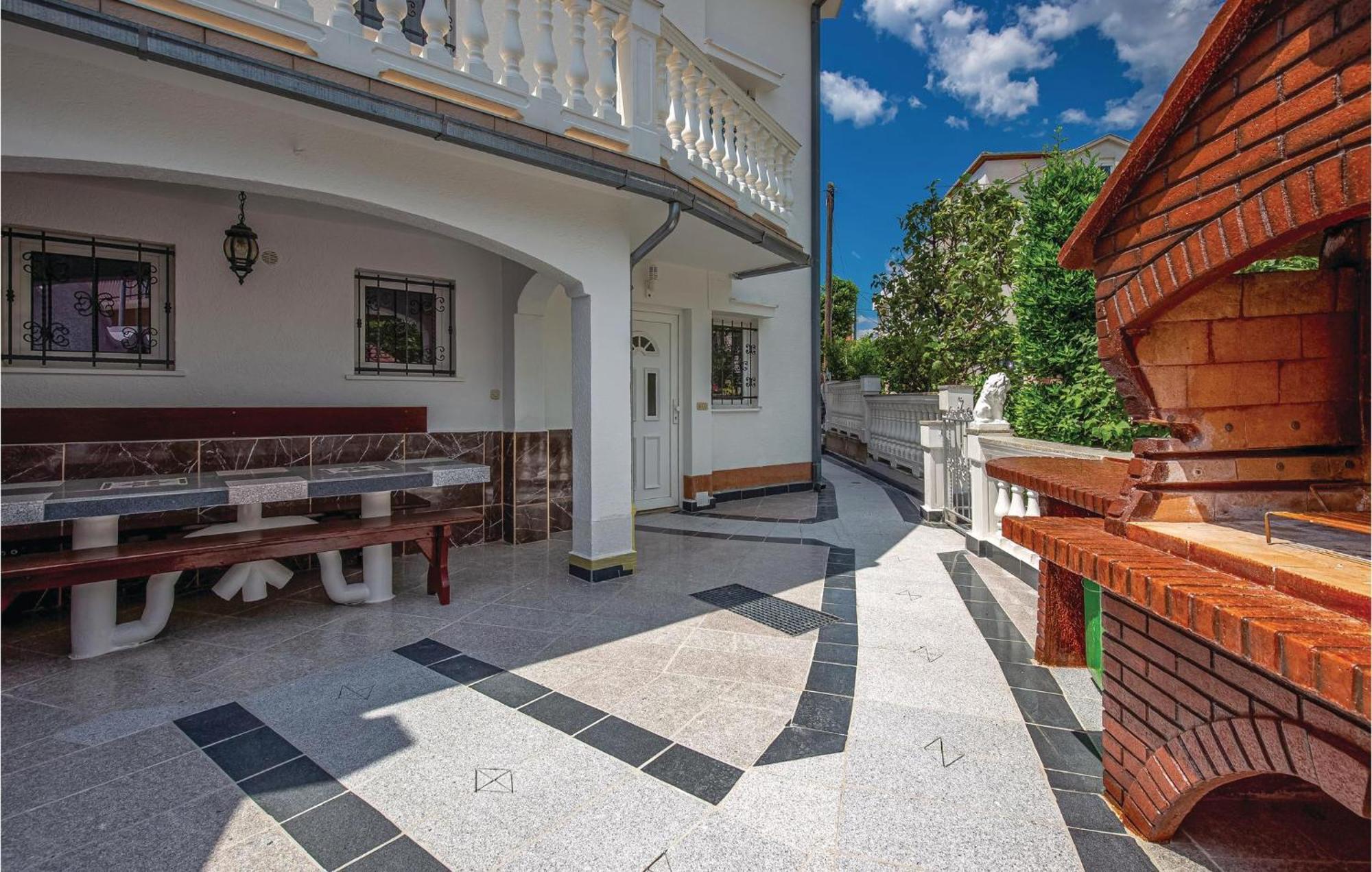 Stunning Apartment In Crikvenica With Wifi Екстериор снимка