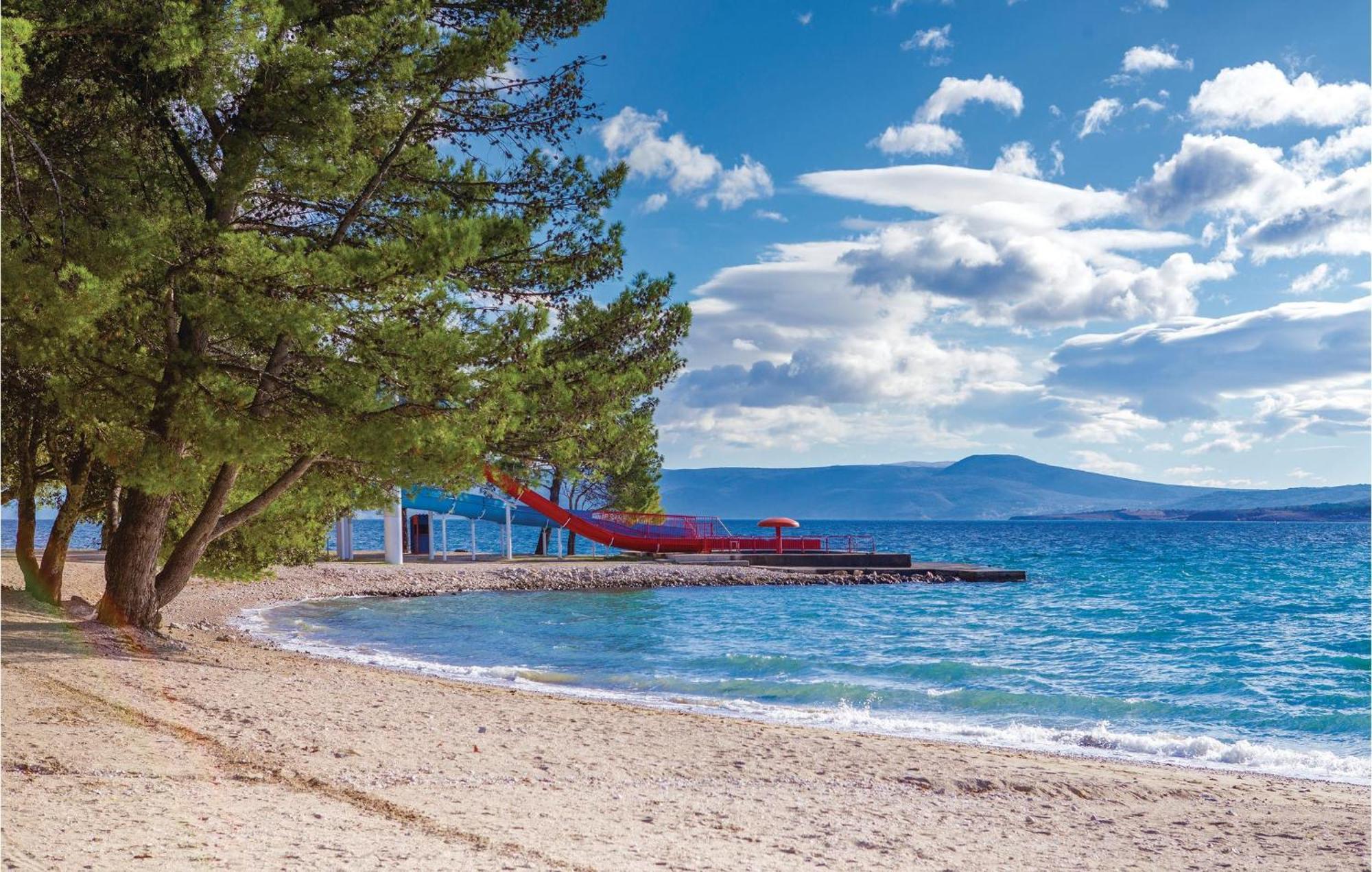 Stunning Apartment In Crikvenica With Wifi Екстериор снимка